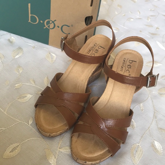 B.O.C Apple Cork Wedge Sandal - Picture 2 of 16